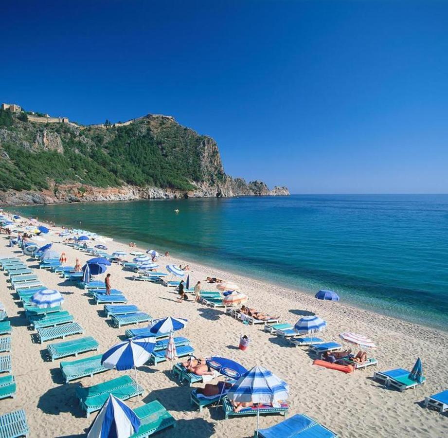 Earthquake S-a-f-e! 24h Open! All Included And Beautiful Private Only 100 Meters To Cleopatra Beach 14 With Umbrellas, Own Fast And Stable Wifi, Barbecue, Balcony, Smart Tv, Table Games, Rent A Car, Travel Agency, Real Estate, No Additional Apartament *